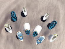 Load image into Gallery viewer, Cleopatra