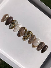 Load image into Gallery viewer, Brown Stone Nuance Set